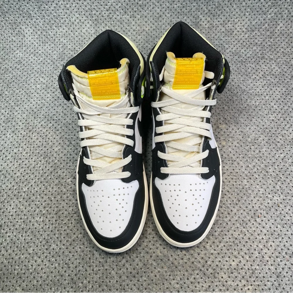Air Jordan 1 Retro High Volt White/Black Size 10 Men’s
